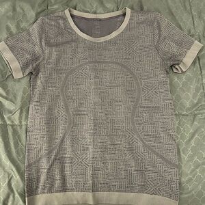 Purple lululemon swiftly relaxed fit short sleeve tee. Size 8. Gently used